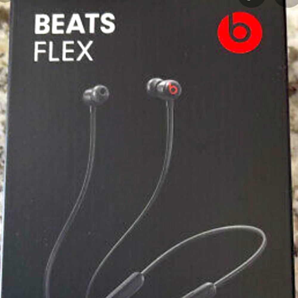 Beats flex headphones